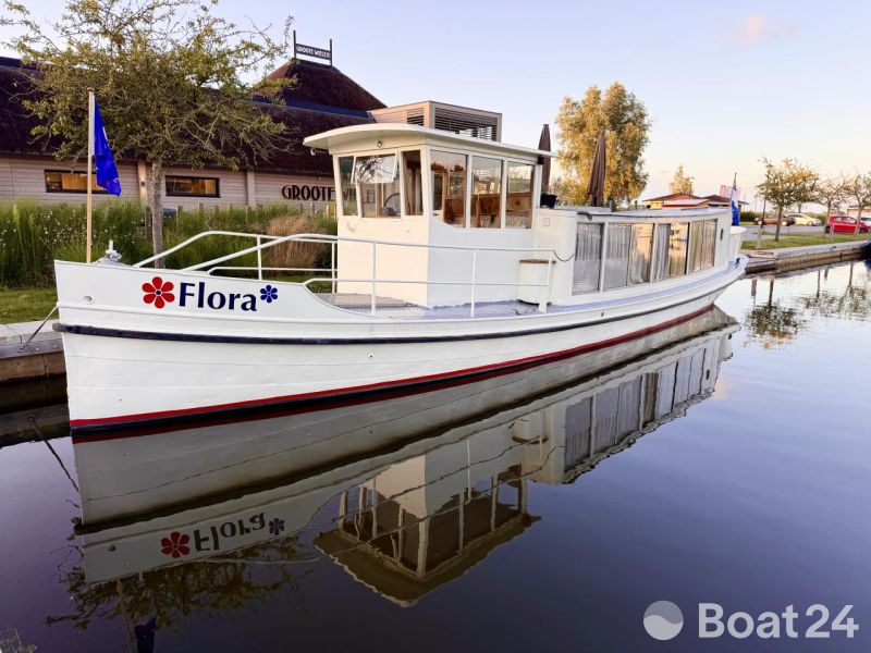 Salonboot 15,60