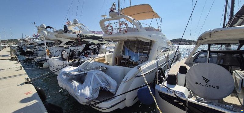Cranchi Atlantique 48