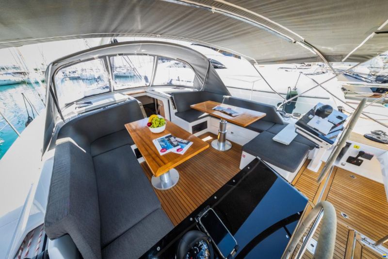 Hanse 460