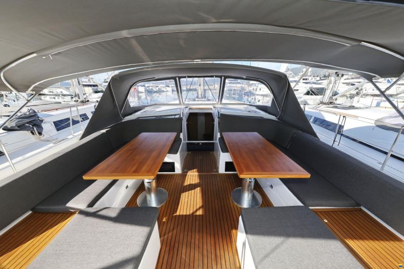 Hanse 510