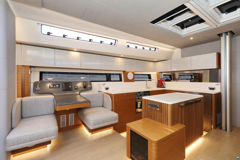 Hanse 590