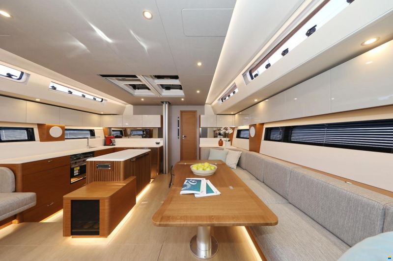 Hanse 590
