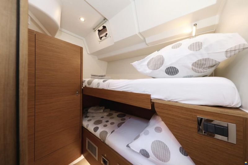 Hanse 590