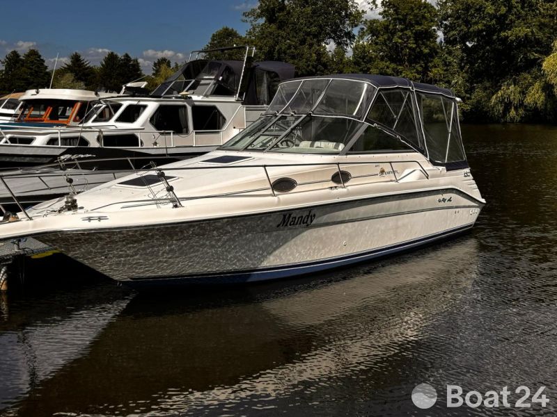 Sea Ray 270 DA Sundancer