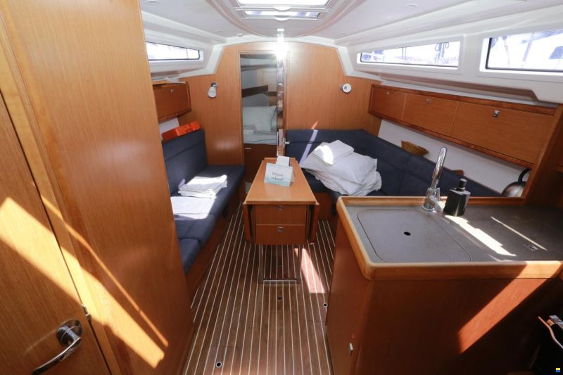 Bavaria Cruiser 34