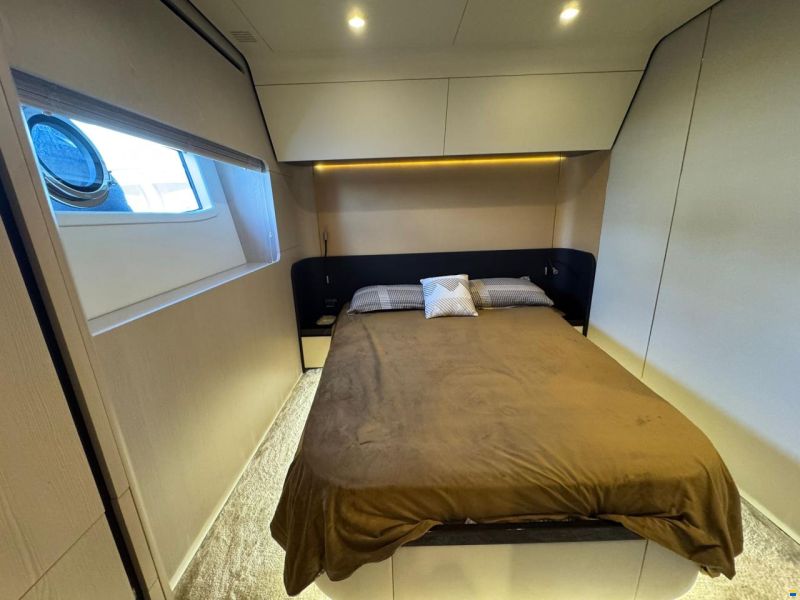 Azimut 78 Fly 2023