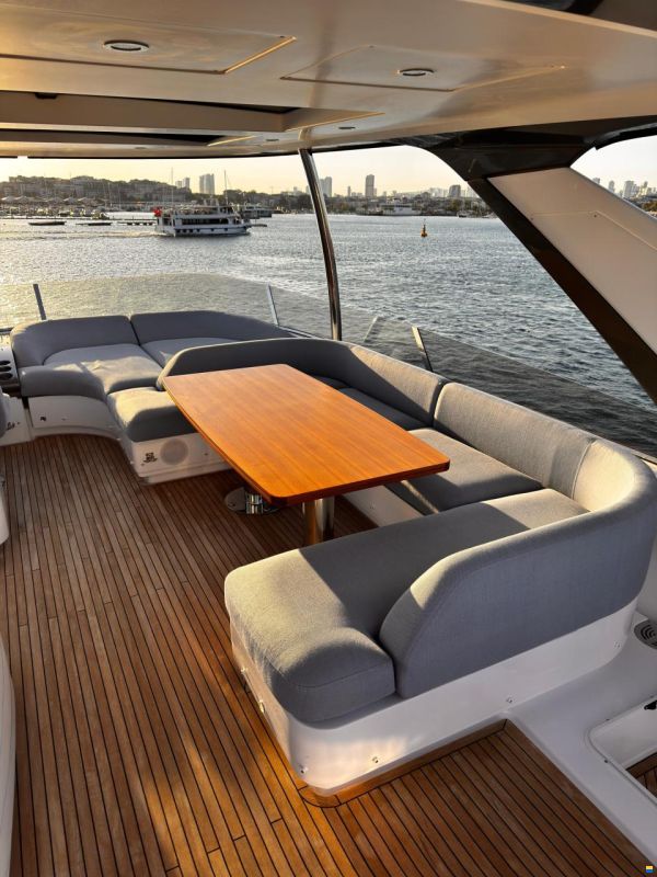 Azimut 78 Fly 2023