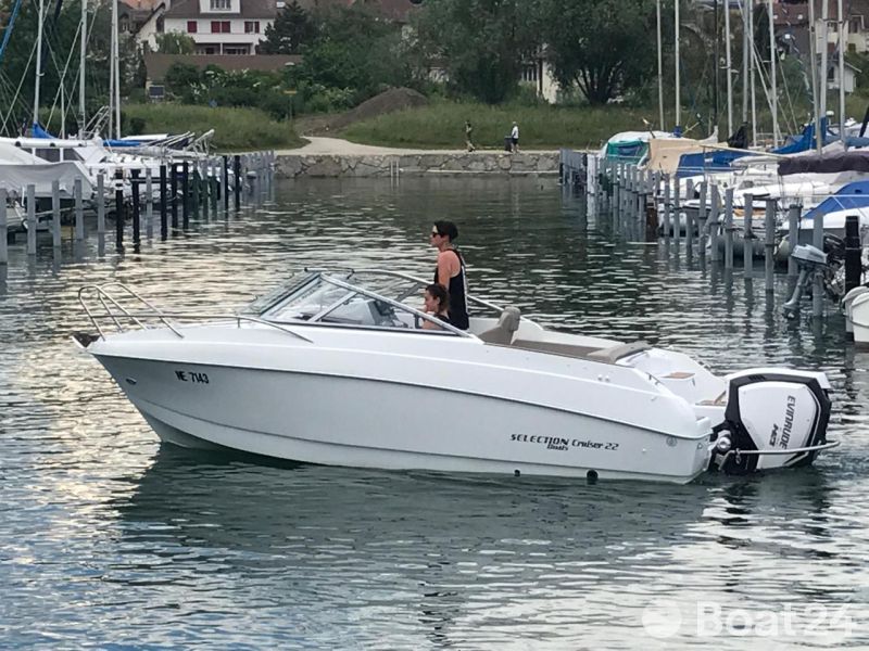 Selection Boats Cruiser 22