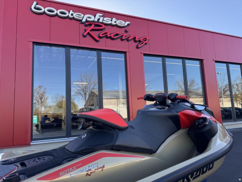 Sea-Doo RXP-X 325 iBR mit Tech Package