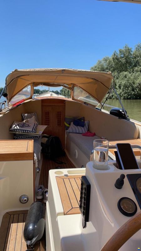 Interboat 25