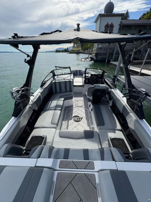 22 LSV Wakesetter