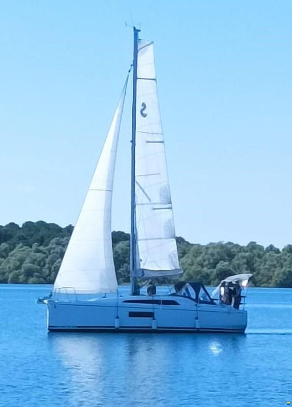 Beneteau Oc&eacute;anis 30.1
