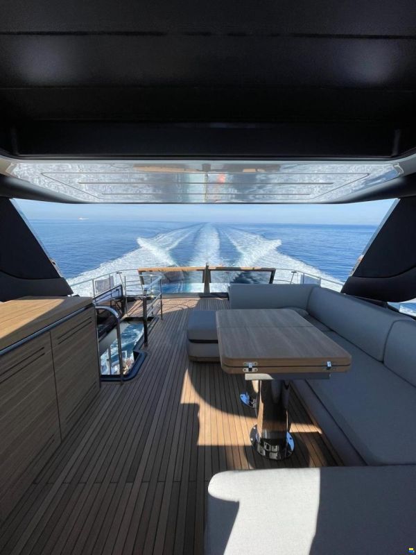 Cranchi 67 Fly, 2024