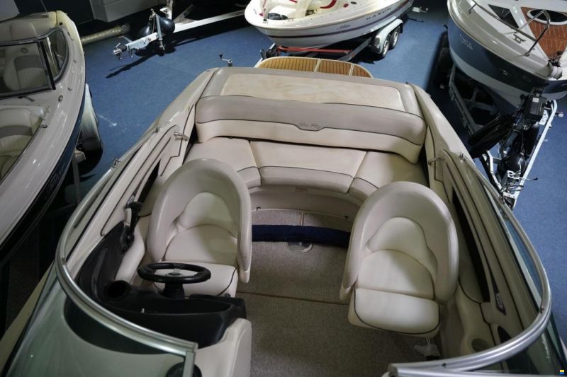 Sea Ray 240 OVE