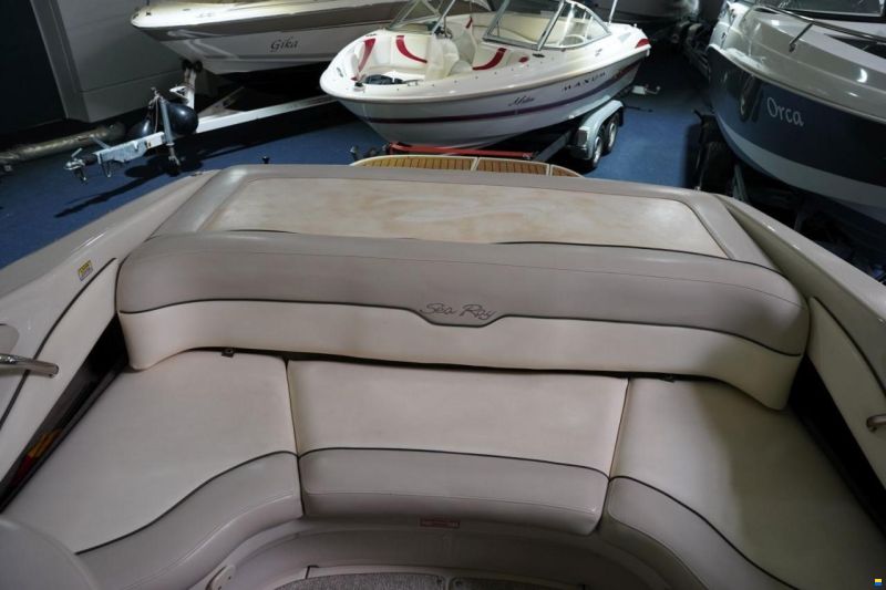 Sea Ray 240 OVE