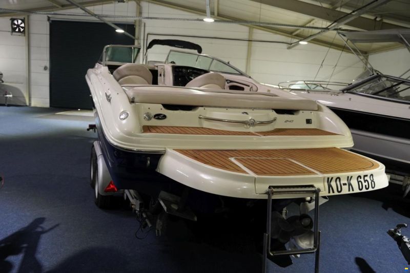 Sea Ray 240 OVE