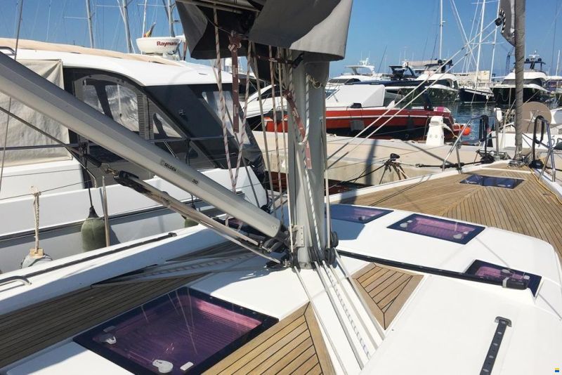 Hanse 445