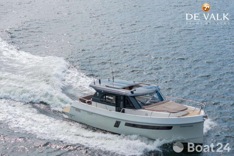 Maxima 37