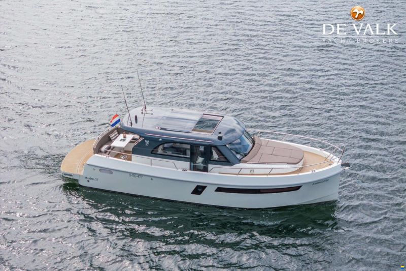 Maxima 37