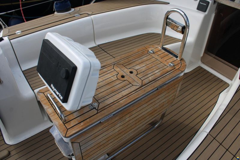 Bavaria 44