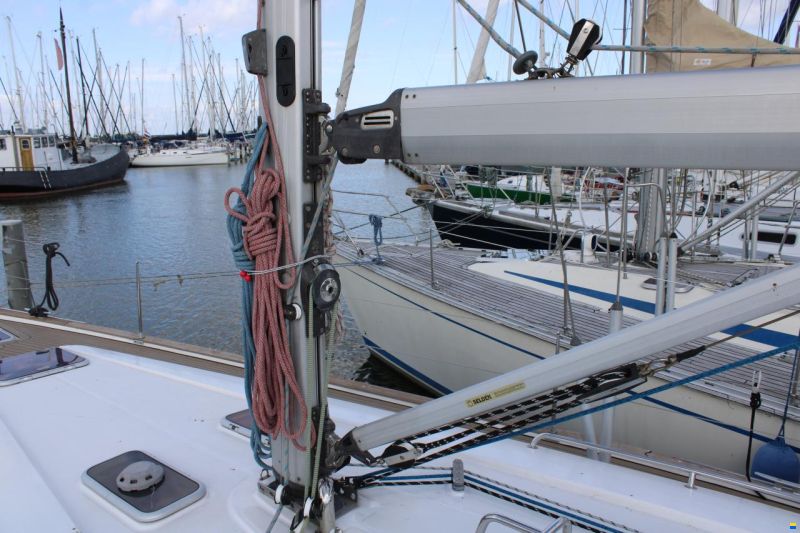 Bavaria 44