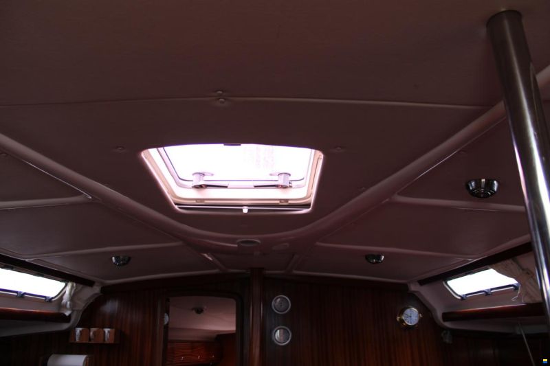Bavaria 44