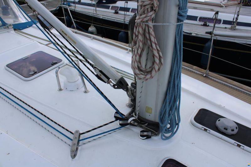 Bavaria 44