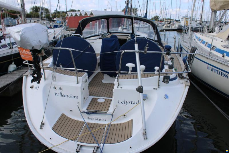 Bavaria 44