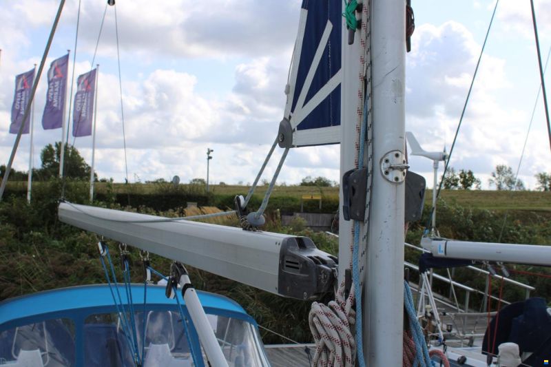 Bavaria 44
