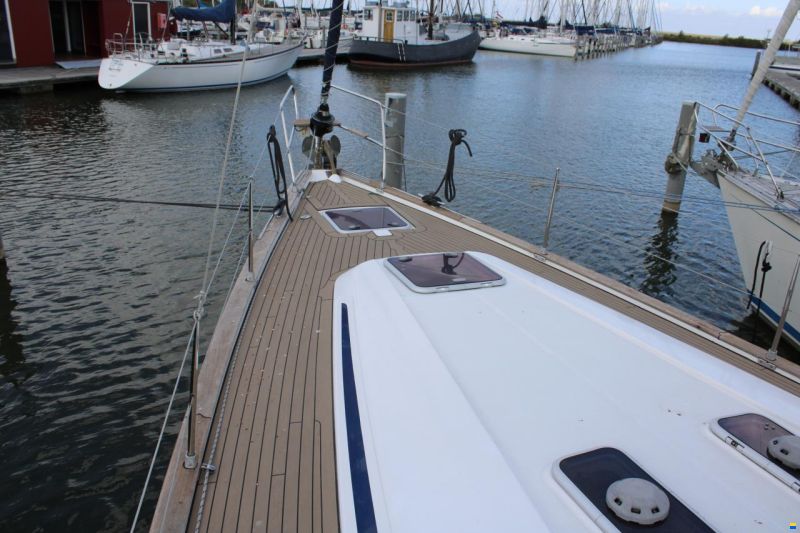 Bavaria 44