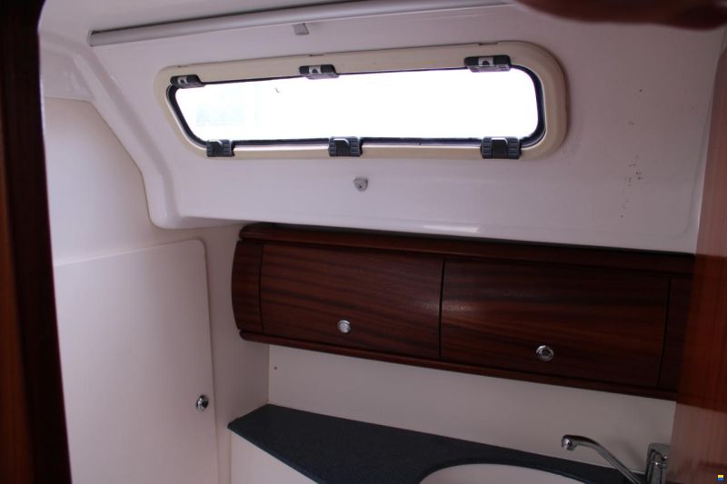 Bavaria 44