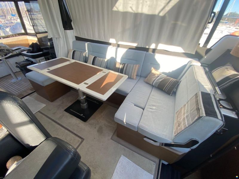 Jeanneau NC 37 2019
