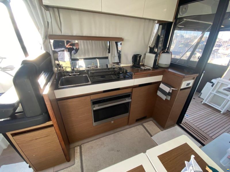 Jeanneau NC 37 2019