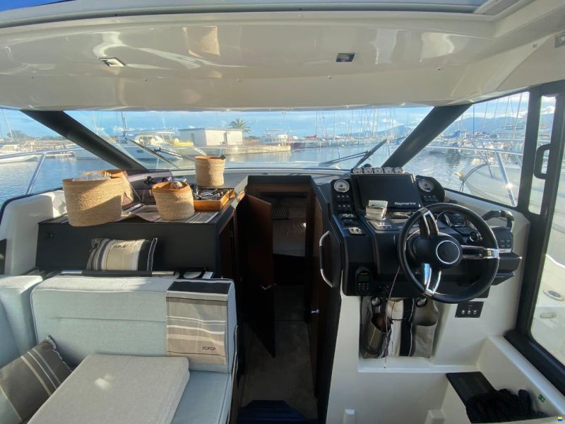 Jeanneau NC 37 2019