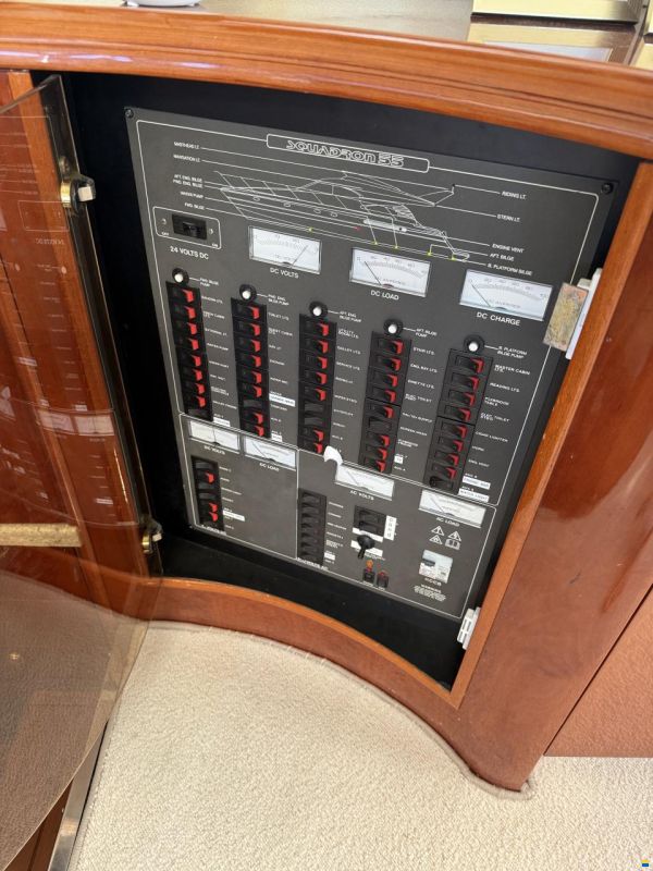 Fairline Squadron 55