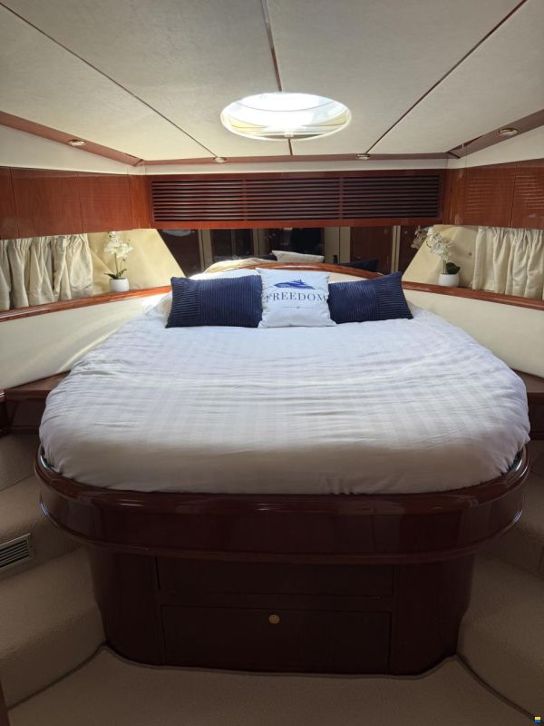 Fairline Squadron 55