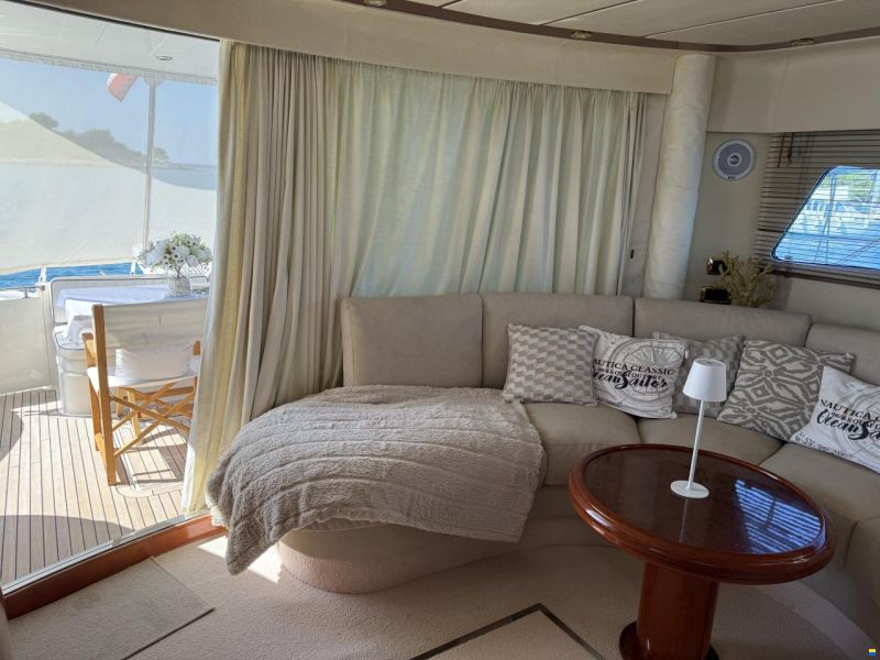 Fairline Squadron 55