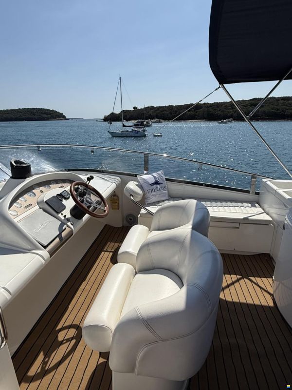 Fairline Squadron 55