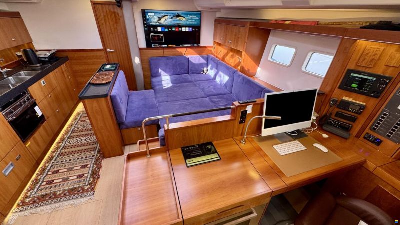 Hanse 575
