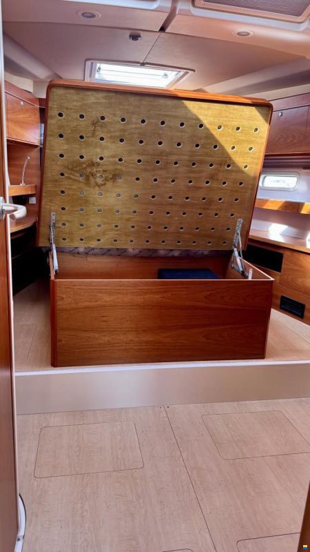 Hanse 575