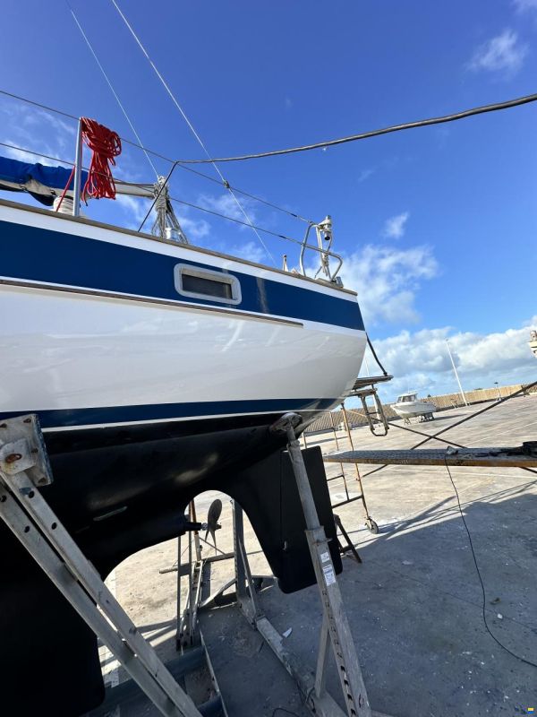 Hallberg-Rassy 352