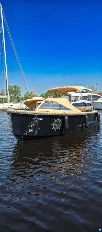 Corsiva Tender 650