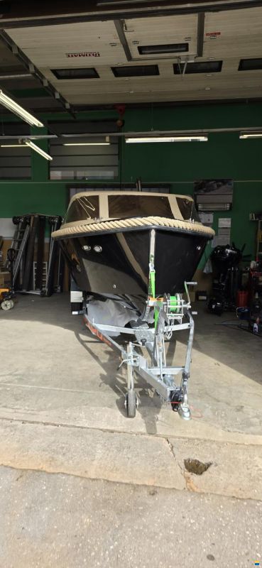 Corsiva Tender 650