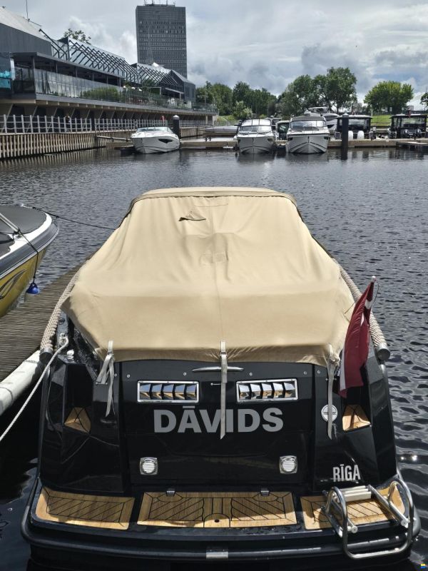 Corsiva Tender 650