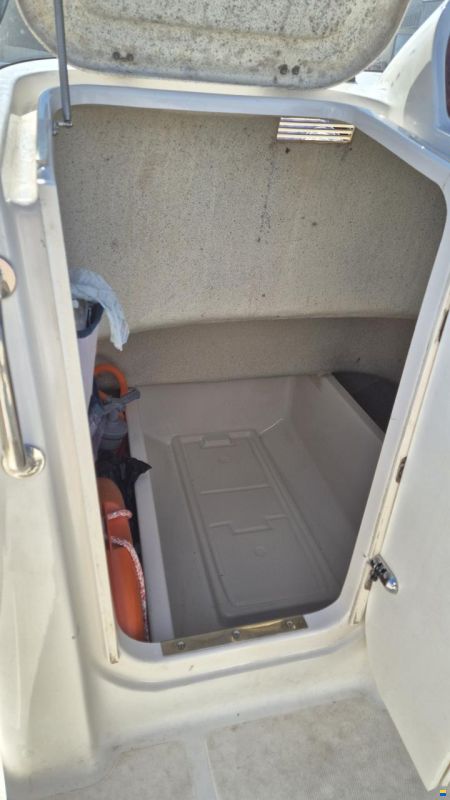 Quicksilver Commander 630 C