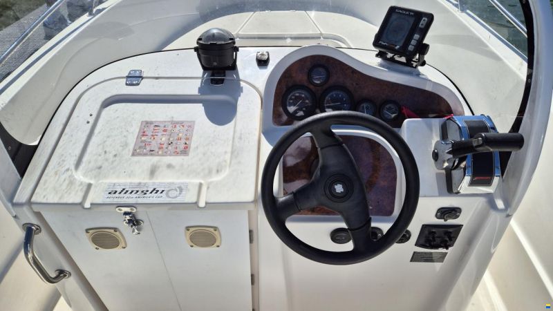 Quicksilver Commander 630 C