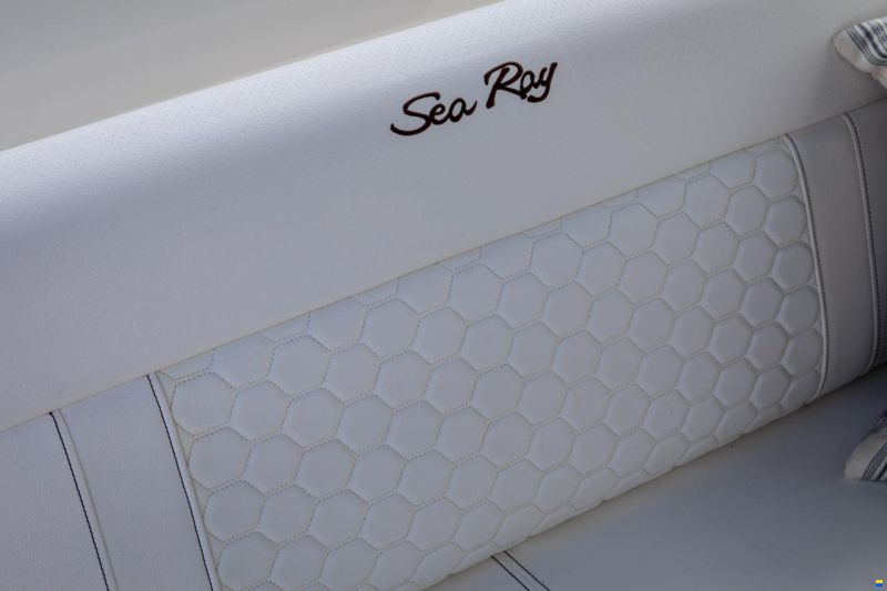 Sea Ray Sundancer 320