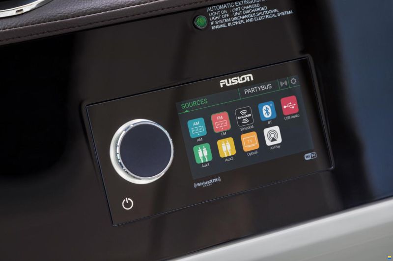 Sea Ray Sundancer 320