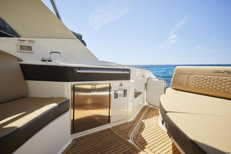 Sea Ray Sundancer 320