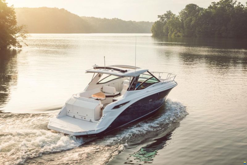 Sea Ray Sundancer 320
